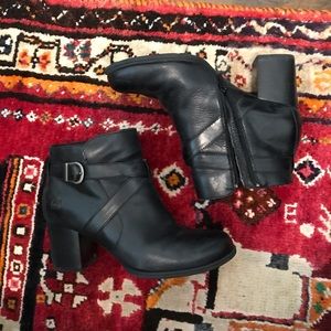 Born leather heeled booties